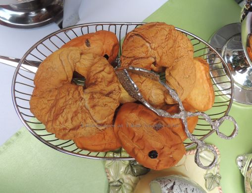 Patisserie de Paris - Tablescapes at Table Twenty-One