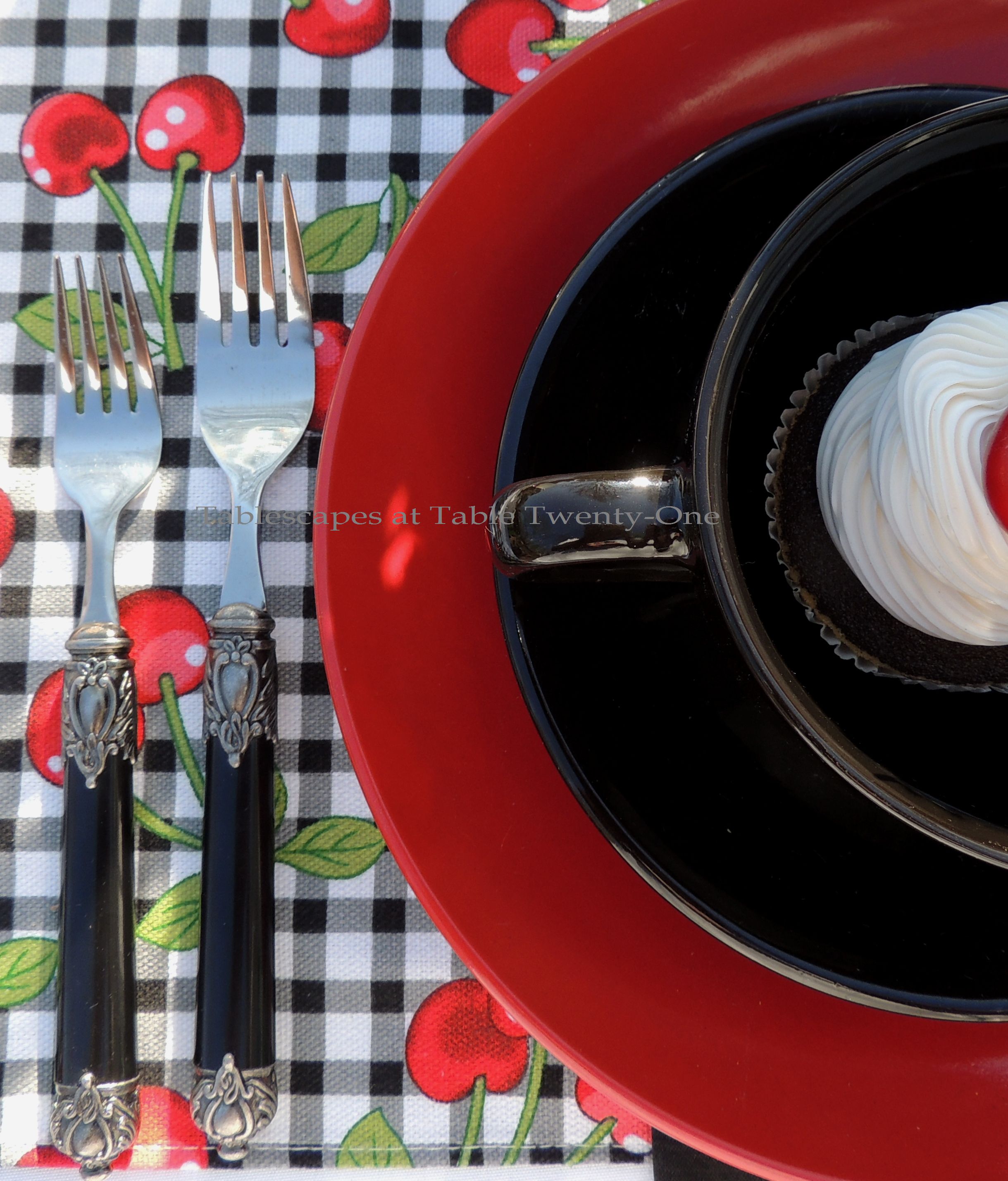 Tablescapes at Table Twenty-One, www.tabletwentyone.wordpress.com: Life Is Just a Chair of Bowlies - San Remo flatware