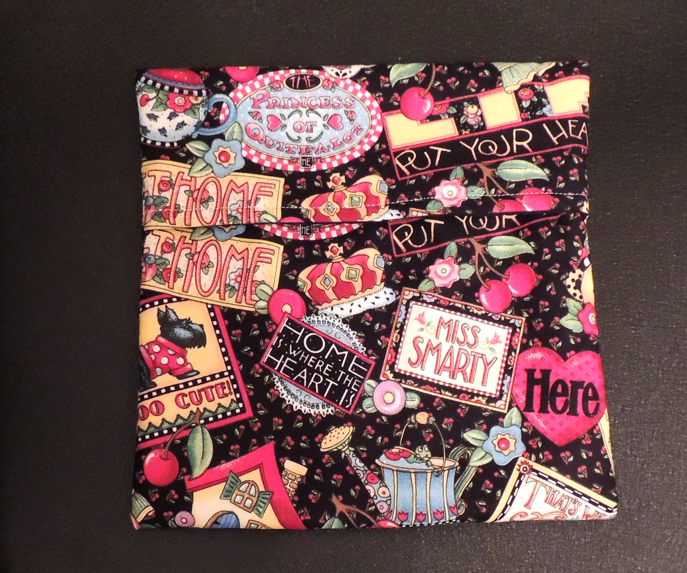 INSPIRATION: This fun Mary Engelbreit fabric "hot pocket" my sister made for me for microwaving potatoes and ears of corn.