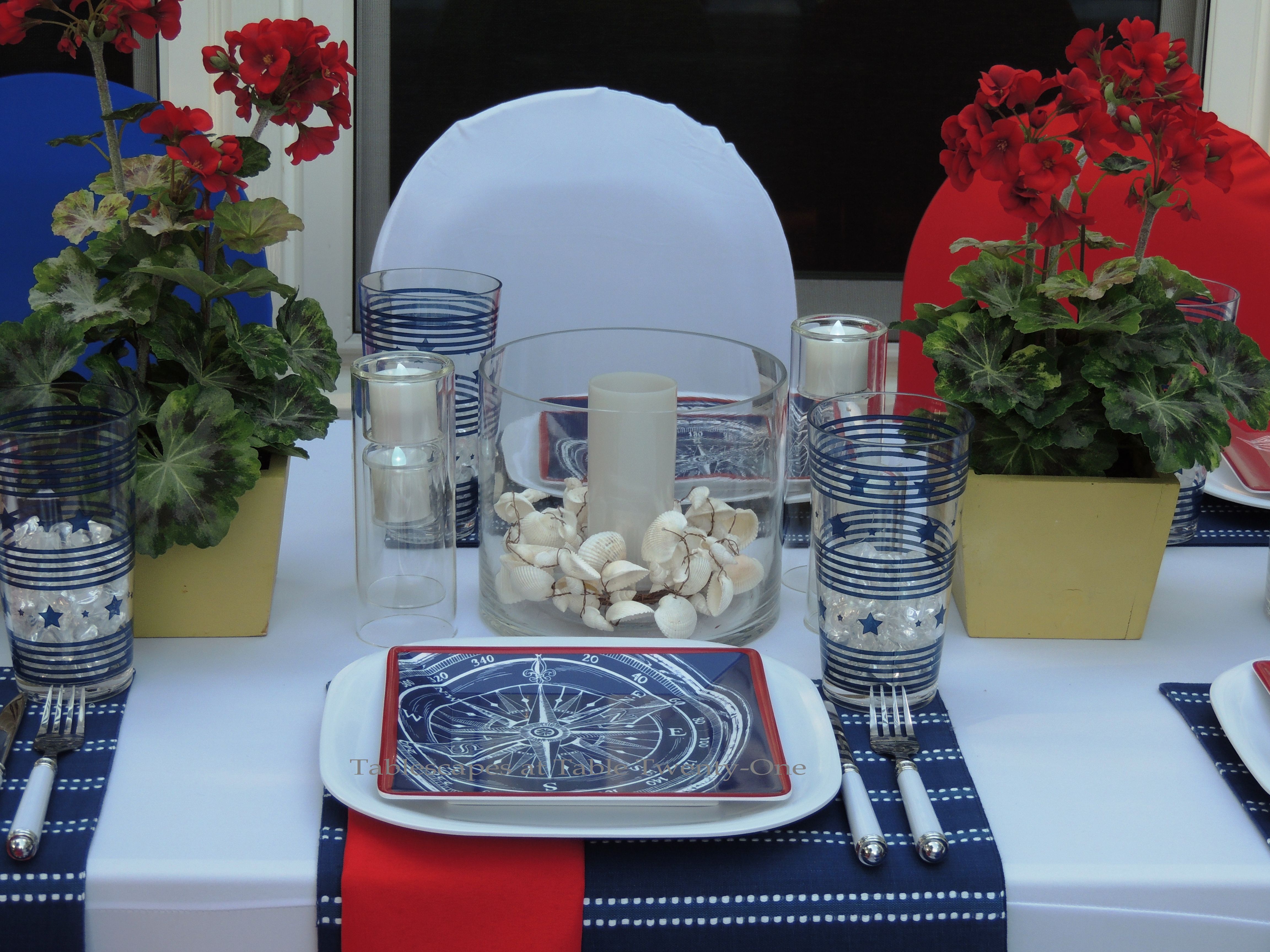 Tablescapes at Table Twenty-One, www.tabletwentyone.wordpress.com, 4th of July Coastal Style: single place setting