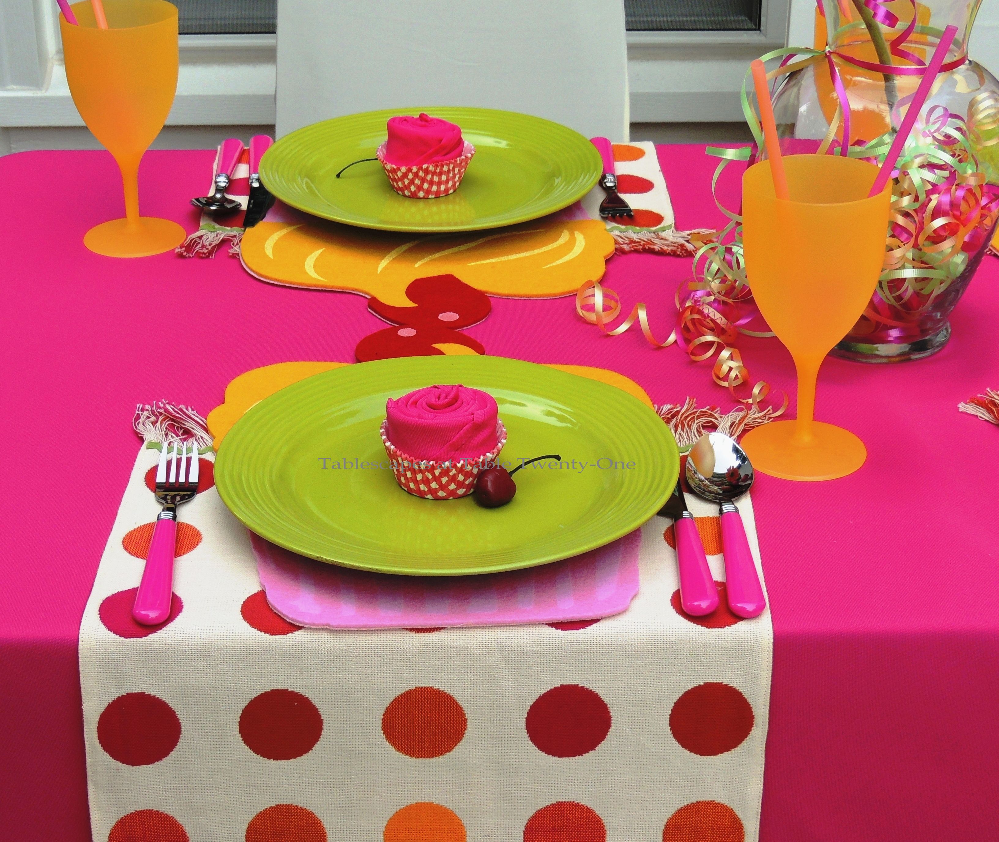 Tablescapes at Table Twenty-One, www.tabletwentyone.wordpress.com, Cupcake Colors - Place setting