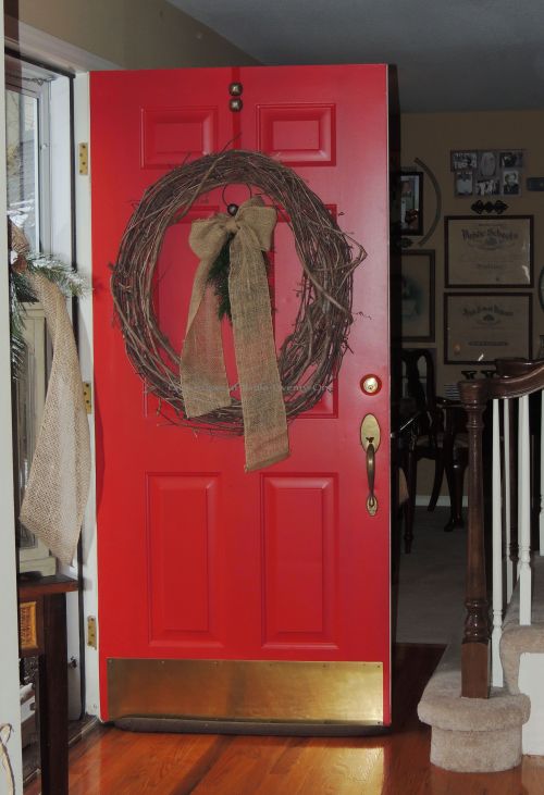 Alycia Nichols, Tablescapes at Table Twenty-One, www.tabletwentyone.wordpress.com, ”Timberland Christmas – 2014 Christmas Décor: Front door