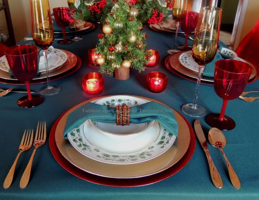 Alycia Nichols, Tablescapes at Table Twenty-One, www.tabletwentyone.wordpress.com, “Old-Fashioned Red & Green Christmas”:  Traditional place setting in red & green