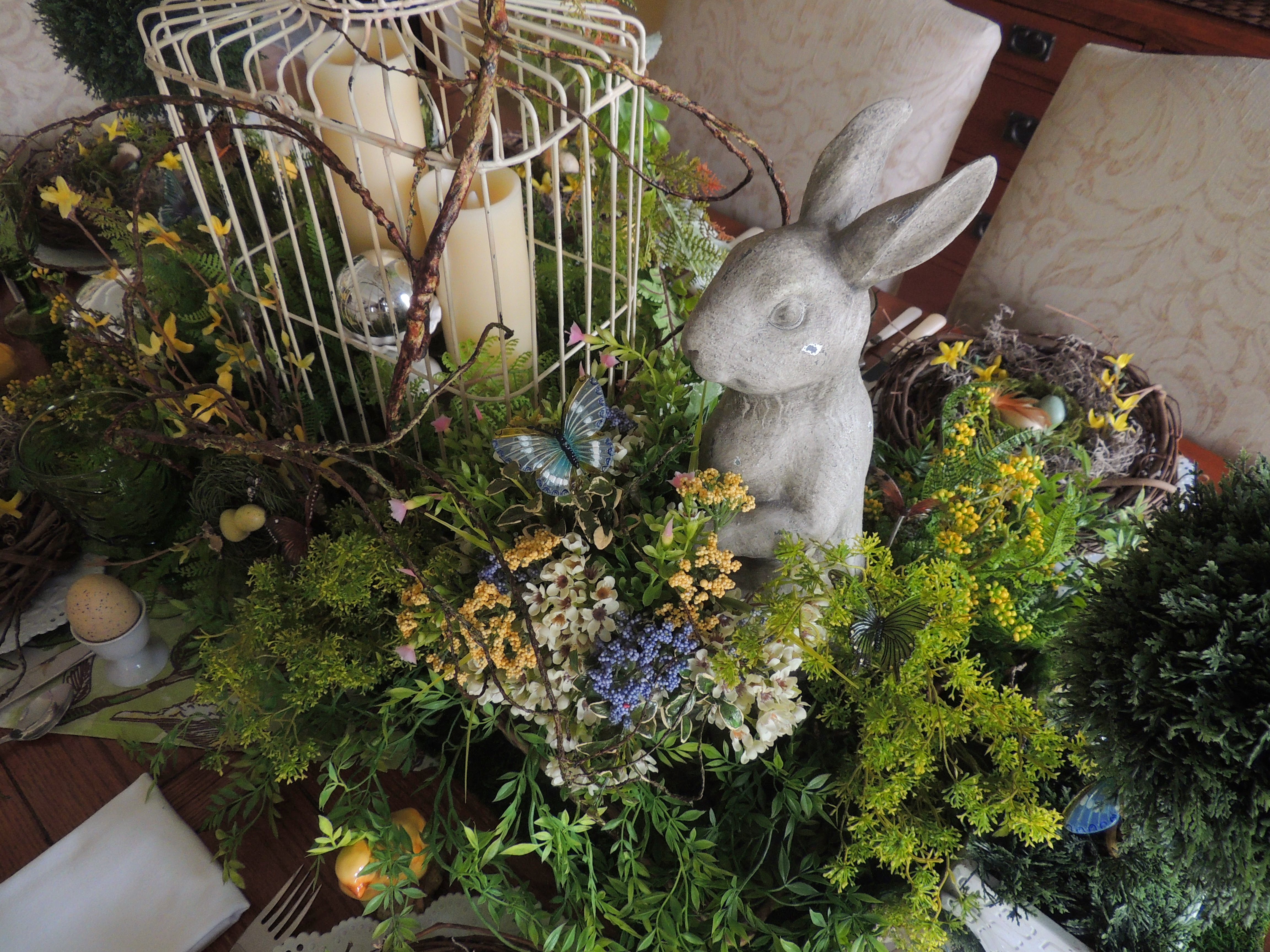 www.tabletwentyone.wordpress.com, “Spring Into Easter” tablescape